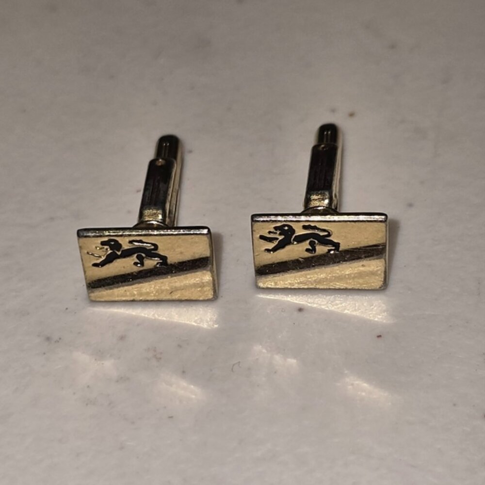 Vintage Gold Tone Lion Cuff Links